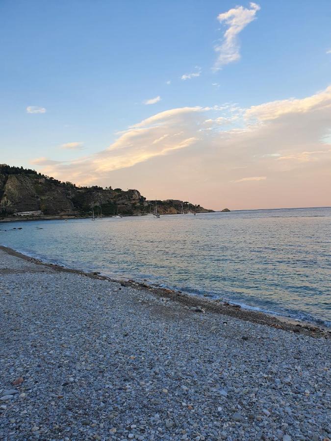 Il Cantone Del Faro Giardini Naxos Exteriér fotografie